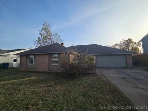 8220 E 34th St, Tulsa, OK 74145 photo 23