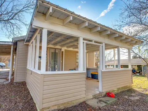 806 E Gardena, Ada, OK 74820 photo 16