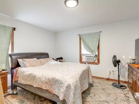 806 E Gardena, Ada, OK 74820 photo 10