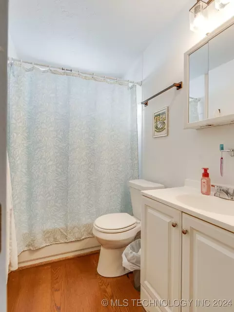 806 E Gardena, Ada, OK 74820 photo 12