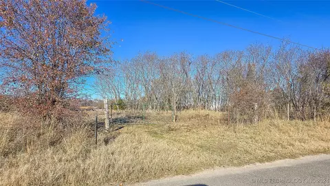 E 1130 Road, Eufaula, OK 74432 photo 3