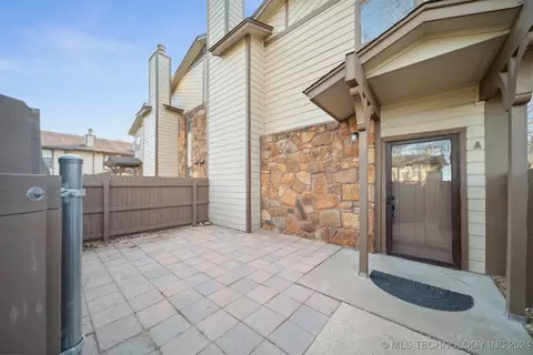 6512 S Memorial Drive 18a, Tulsa, OK 74133