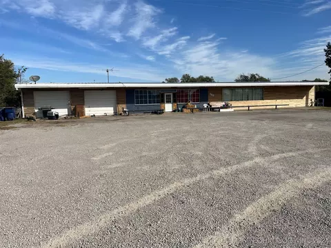 700 E Golden St, Copan, OK 74022 photo 1