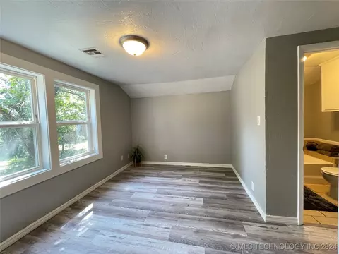 217 E 8th St, Cushing, OK 74023 photo 18