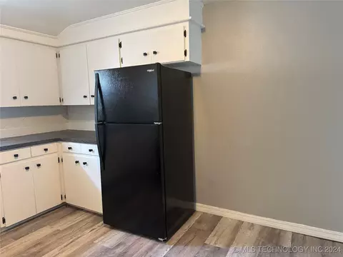 217 E 8th St, Cushing, OK 74023 photo 15