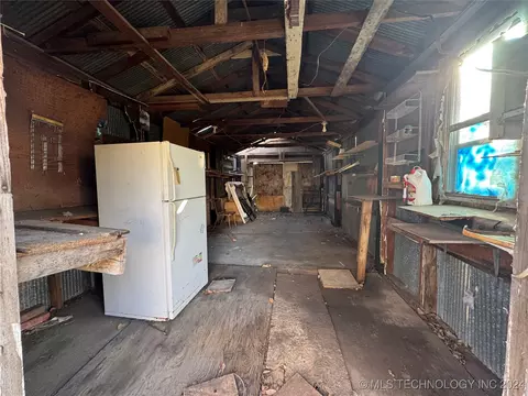 217 E 8th St, Cushing, OK 74023 photo 31