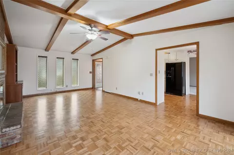 1734 E 56th St, Tulsa, OK 74105 photo 9