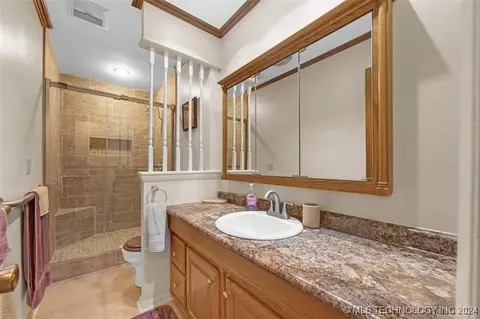 1734 E 56th St, Tulsa, OK 74105 photo 24