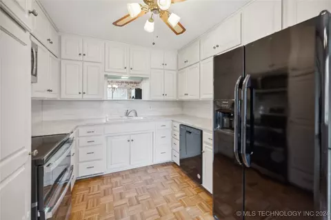 1734 E 56th St, Tulsa, OK 74105 photo 15