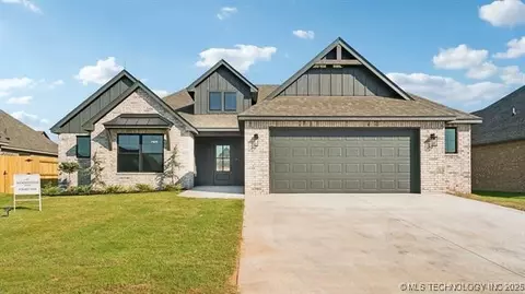 27507 E 108th Pl, Coweta, OK 74429