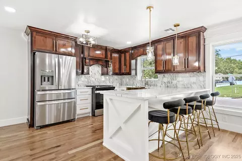 3122 E Archer St, Tulsa, OK 74110 photo 7