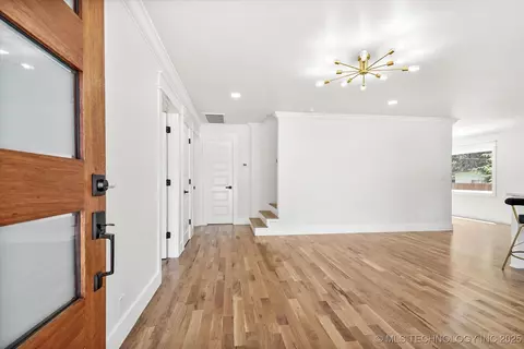 3122 E Archer St, Tulsa, OK 74110 photo 3