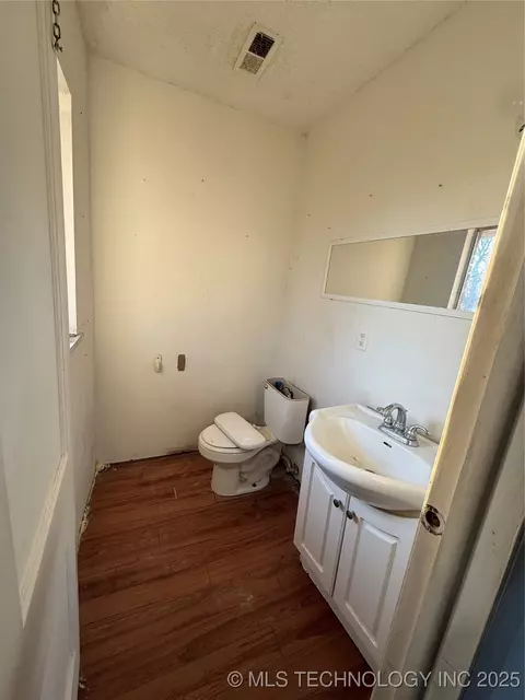 9112 E 48th St, Tulsa, OK 74145 photo 5