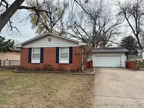 1536 E 59th St, Tulsa, OK 74105