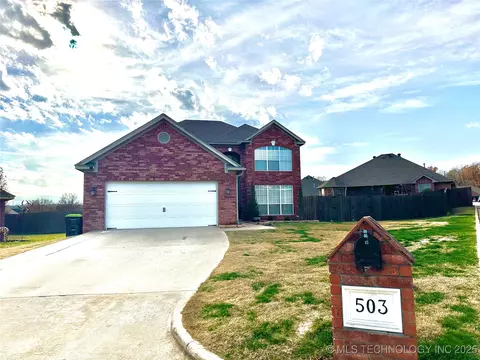 503 Hampton, Ada, OK 74820 photo 1