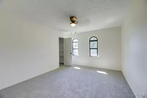 6907 E 61st Pl, Tulsa, OK 74133 photo 10