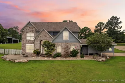 24010 E 137th St S, Coweta, OK 74429