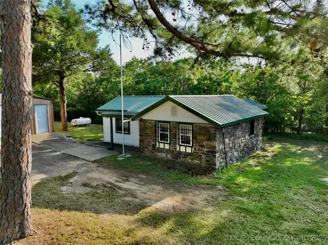359 Pine, Eufaula, OK 74432 photo 5