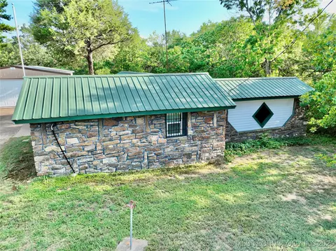 359 Pine, Eufaula, OK 74432 photo 7