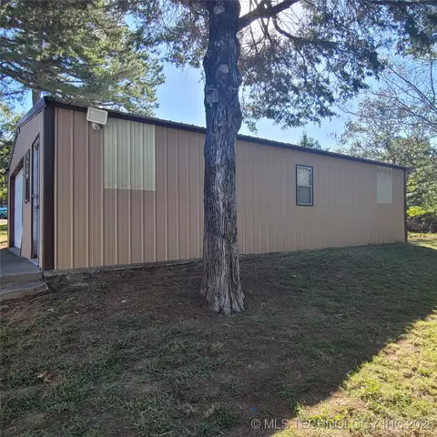 359 Pine, Eufaula, OK 74432 photo 14
