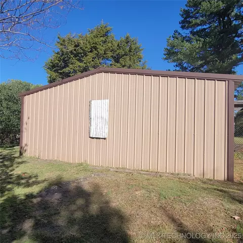 359 Pine, Eufaula, OK 74432 photo 15