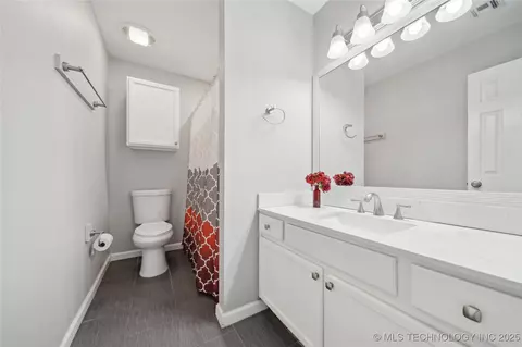 404 E Latimer Pl, Tulsa, OK 74106 photo 19