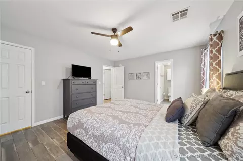 404 E Latimer Pl, Tulsa, OK 74106 photo 18