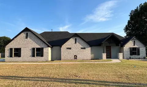 30784 E 137th St S, Coweta, OK 74429