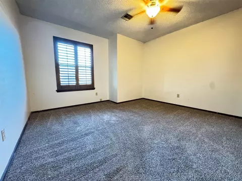 803 S Holmes Ave, Cushing, OK 74023 photo 19