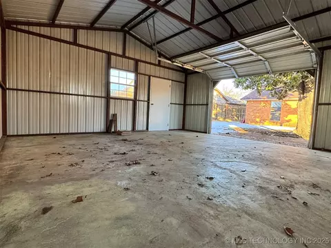 803 S Holmes Ave, Cushing, OK 74023 photo 31