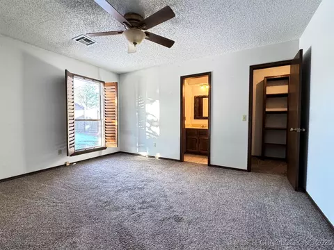 803 S Holmes Ave, Cushing, OK 74023 photo 6