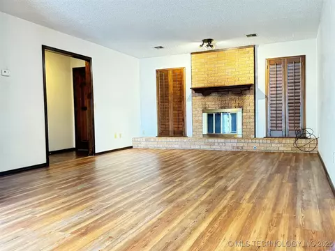 803 S Holmes Ave, Cushing, OK 74023 photo 15