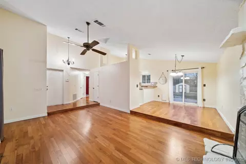 9344 E 100th St, Tulsa, OK 74133 photo 7