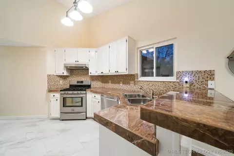 9344 E 100th St, Tulsa, OK 74133 photo 13