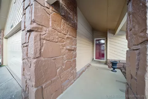 9344 E 100th St, Tulsa, OK 74133 photo 3