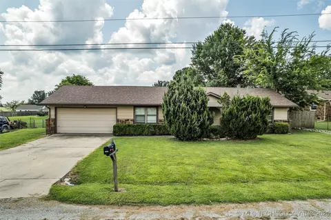 35478 E 140th St, Coweta, OK 74429