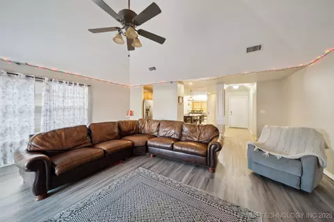 112 E Granger Pl, Broken Arrow, OK 74012 photo 15
