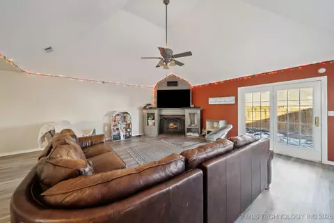 112 E Granger Pl, Broken Arrow, OK 74012 photo 13