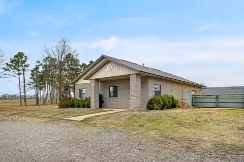 83162 S 4737 Rd, Stilwell, OK 74960