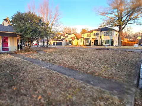 1017 E 43rd St, Tulsa, OK 74105 photo 1