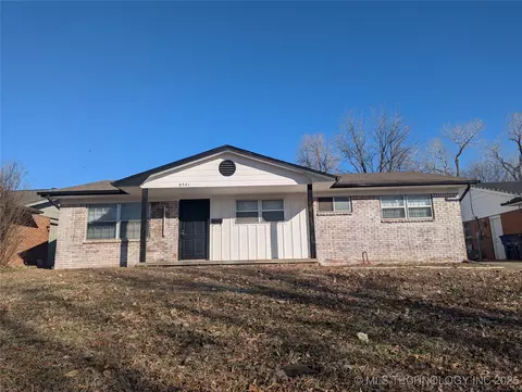 8521 E 48th St, Tulsa, OK 74145 photo 1