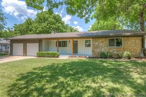 224 E Freeport St, Broken Arrow, OK 74012 photo 1