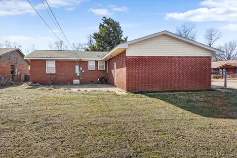1505 E 54th Pl S, Tulsa, OK 74105 photo 25