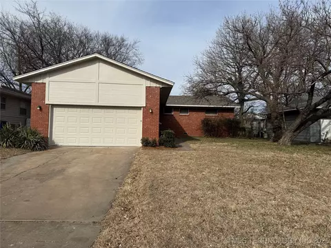 7463 E 29th St, Tulsa, OK 74129 photo 1