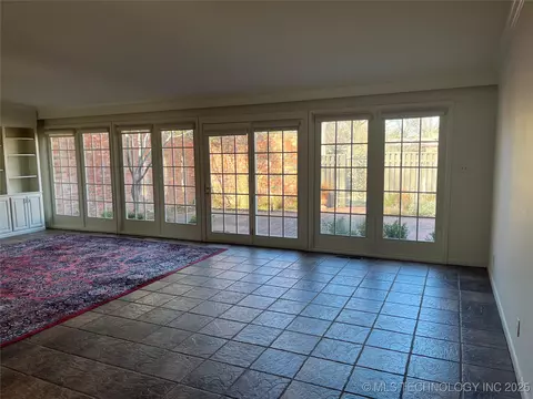 2125 E 60th Street 2125, Tulsa, OK 74105 photo 8