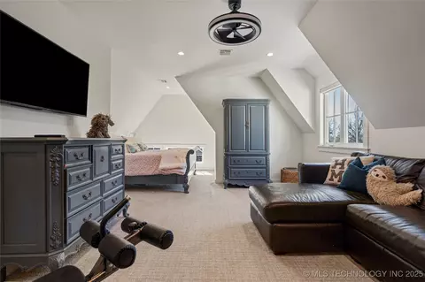 Bedroom - 1421 E 33rd St, Tulsa, OK 74105 photo 7 of 14