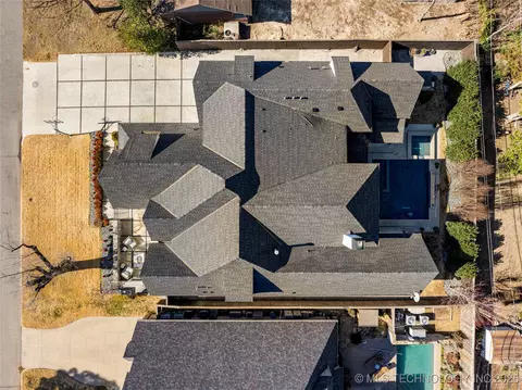 View/Area - 1421 E 33rd St, Tulsa, OK 74105 photo 1 of 1
