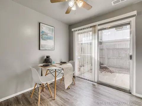 2426 E 59th Court 1, Tulsa, OK 74105 photo 13
