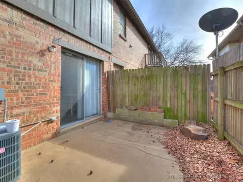 2426 E 59th Court 1, Tulsa, OK 74105 photo 35