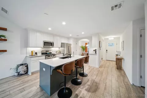 2012 E Union St, Broken Arrow, OK 74011 photo 7